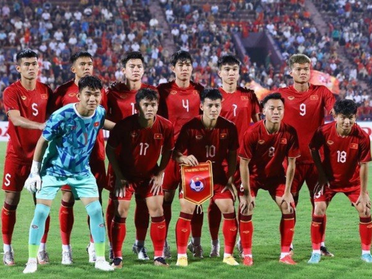 Số lượng cầu thủ thi đấu trong bóng đá